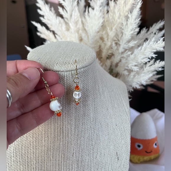 🧡💀Handmade Earrings💀🧡 - Picture 4 of 10
